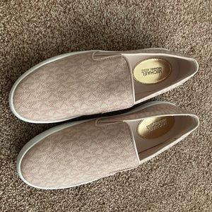 Michael Kors Flats